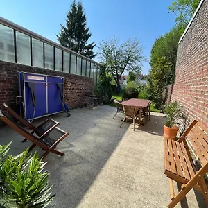  Hébergement de vacances La Chambre Jaune Maison Avec Grande Terrasse Et Garage Prive France