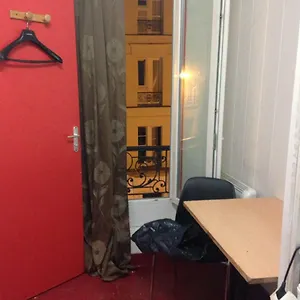 Hotel Cyrano Voltaire, Paris